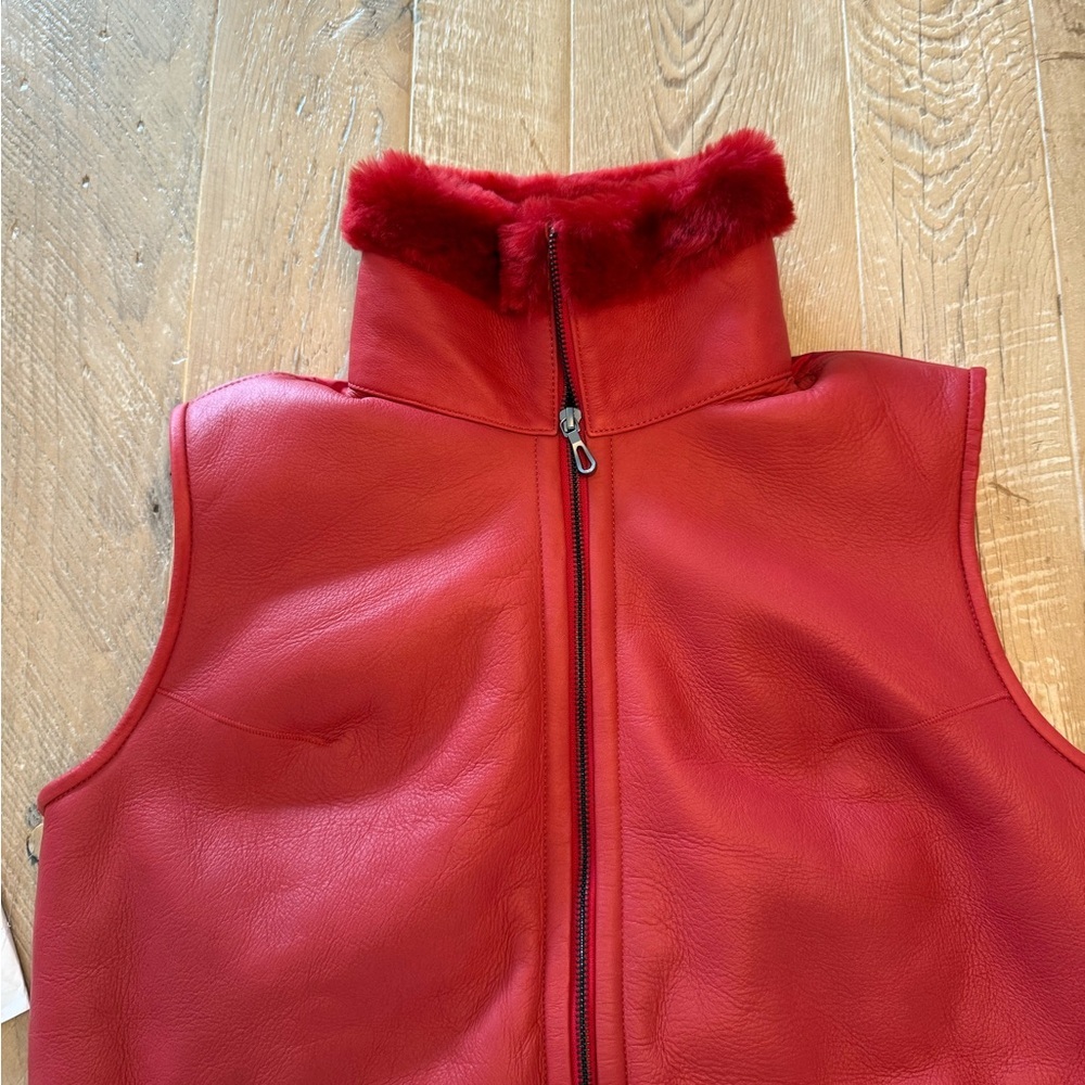 Wolfie Women's Plush Red Dyed Shearling Down Filled Vest NWT L - Picture 4 of 13